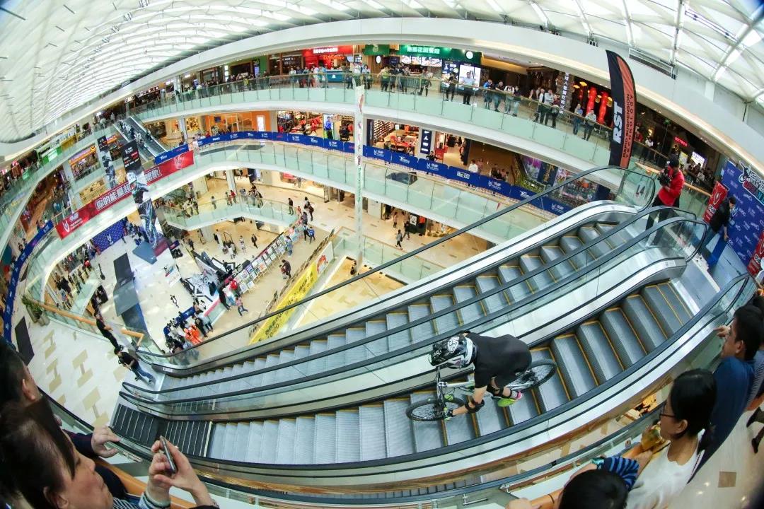 準(zhǔn)備好迎接來自刺激現(xiàn)場(chǎng)的熱血洗禮吧！