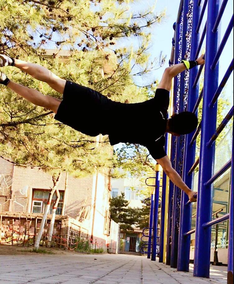 和我地面作戰(zhàn)？對(duì)不起，你好像沒(méi)有勝算！