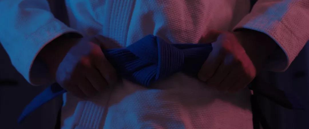 和我地面作戰(zhàn)？對(duì)不起，你好像沒(méi)有勝算！