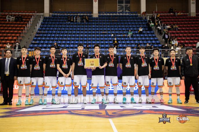 “戰(zhàn)馬籃徒”投籃挑戰(zhàn)賽引領(lǐng)籃球新玩法，敢玩放馬來