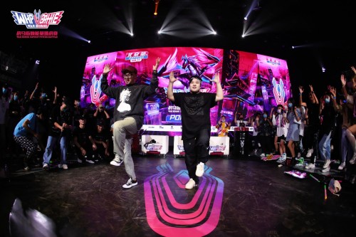 2021戰(zhàn)馬街舞北京站完美收官??瑜亮之爭由騰仔問鼎冠軍