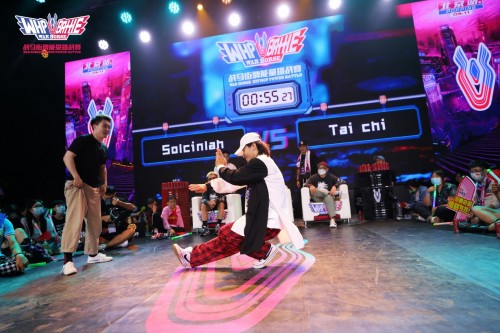 2021戰(zhàn)馬街舞北京站完美收官??瑜亮之爭由騰仔問鼎冠軍