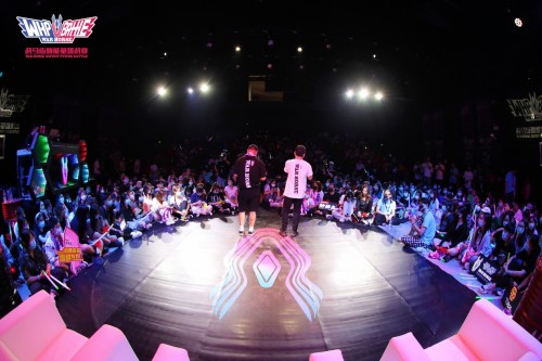 2021戰(zhàn)馬街舞北京站完美收官??瑜亮之爭由騰仔問鼎冠軍