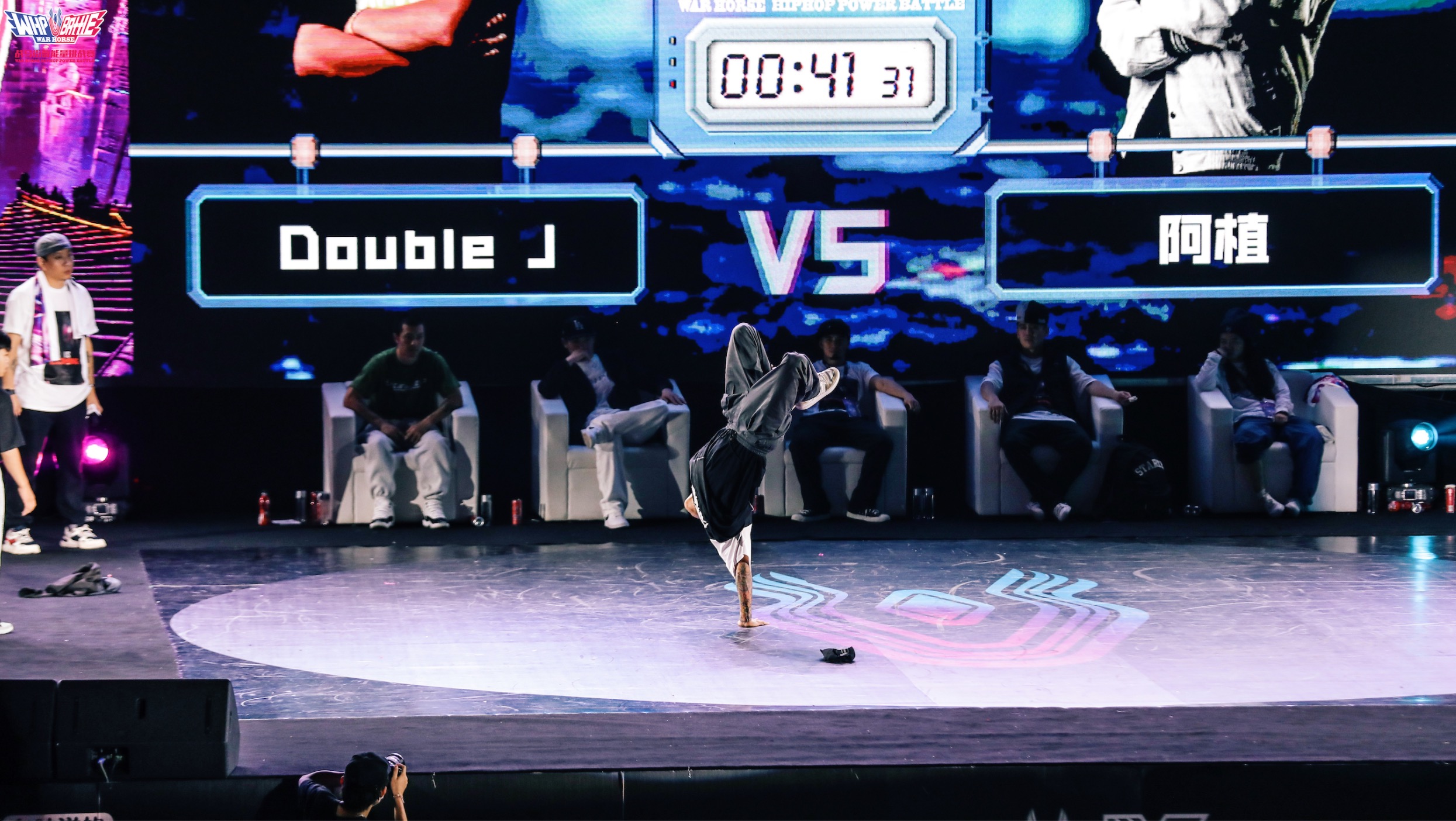 2021戰(zhàn)馬街舞總決賽圓滿收官  四位年度冠軍斬獲金色獎(jiǎng)杯