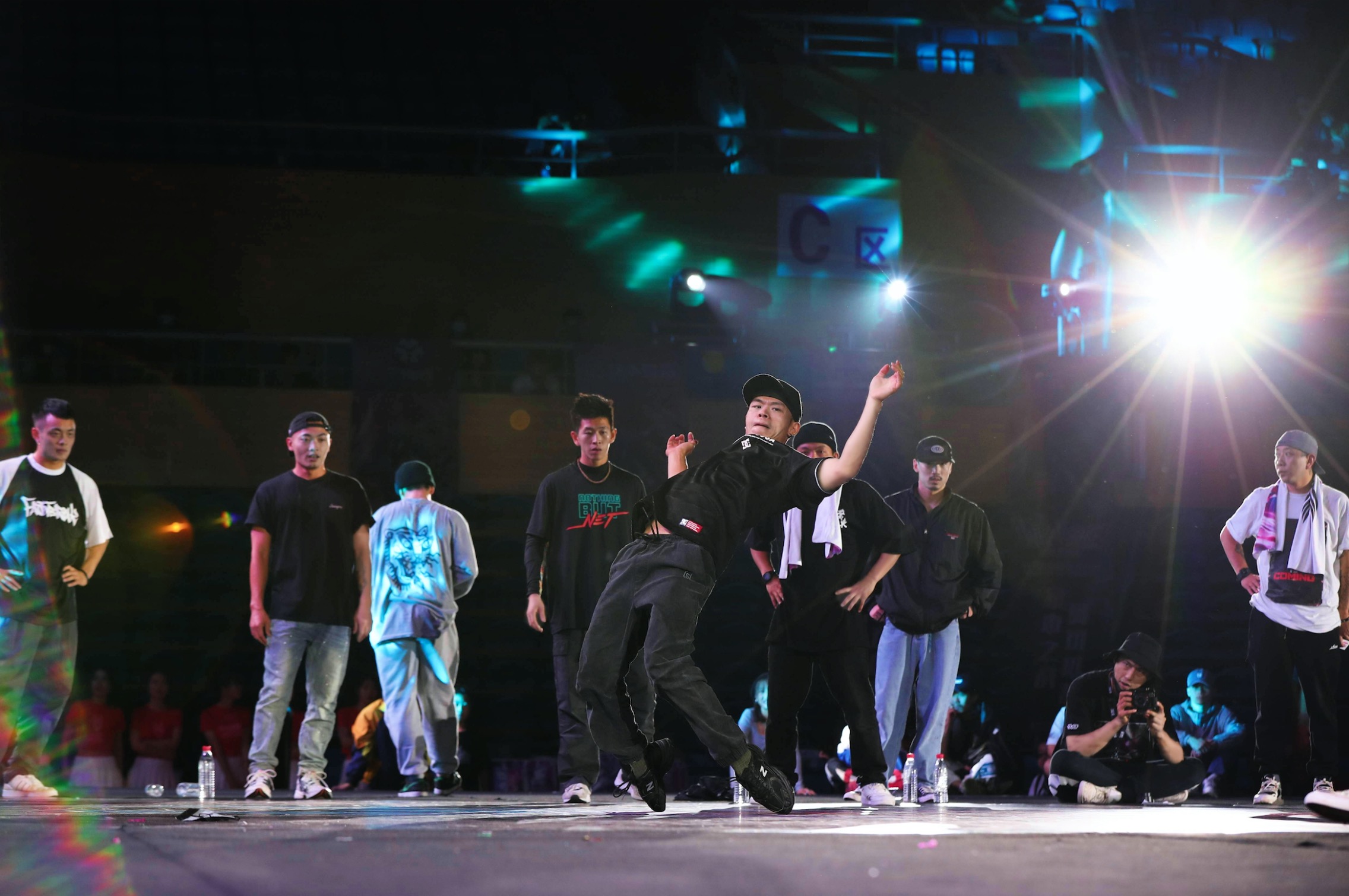 2021戰(zhàn)馬街舞總決賽圓滿收官  四位年度冠軍斬獲金色獎(jiǎng)杯