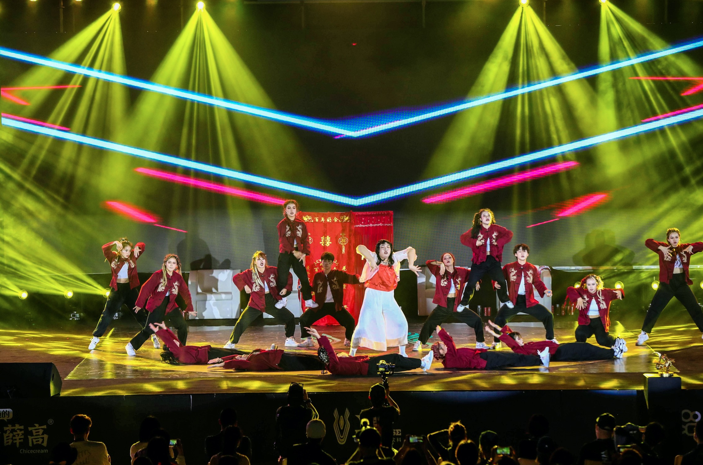 2021戰(zhàn)馬街舞總決賽圓滿收官  四位年度冠軍斬獲金色獎(jiǎng)杯