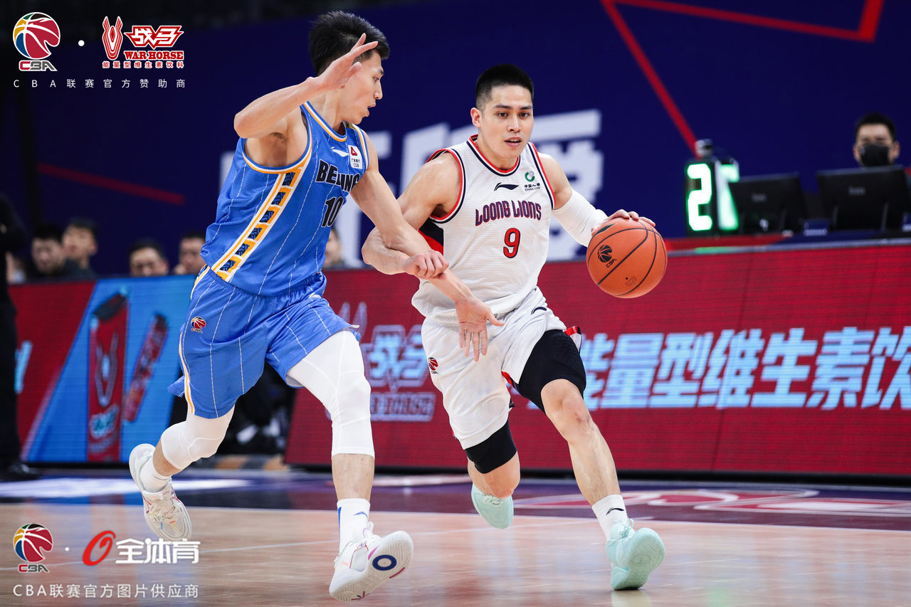 民族飲料品牌為CBA聯(lián)賽注入新能量，戰(zhàn)馬籃徒進(jìn)入2.0時代