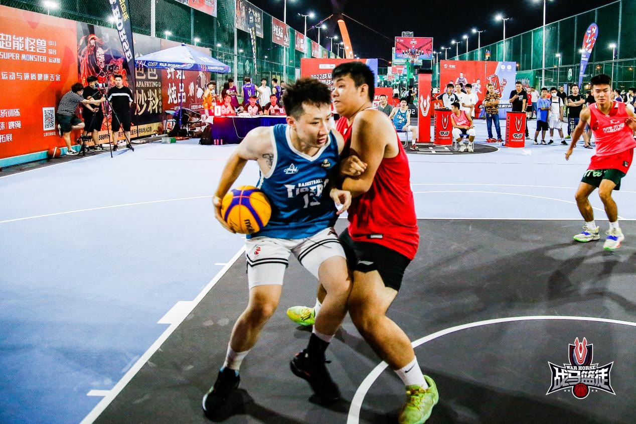 國潮風飲品酷炫夏天，感受戰(zhàn)馬國潮風