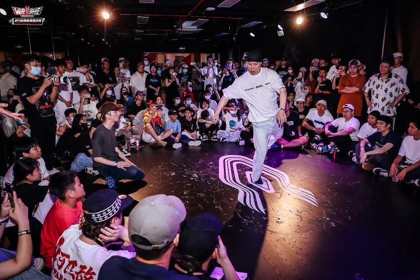 健身前喝什么飲料？戰(zhàn)馬飲料為揮汗如雨的你注入活力