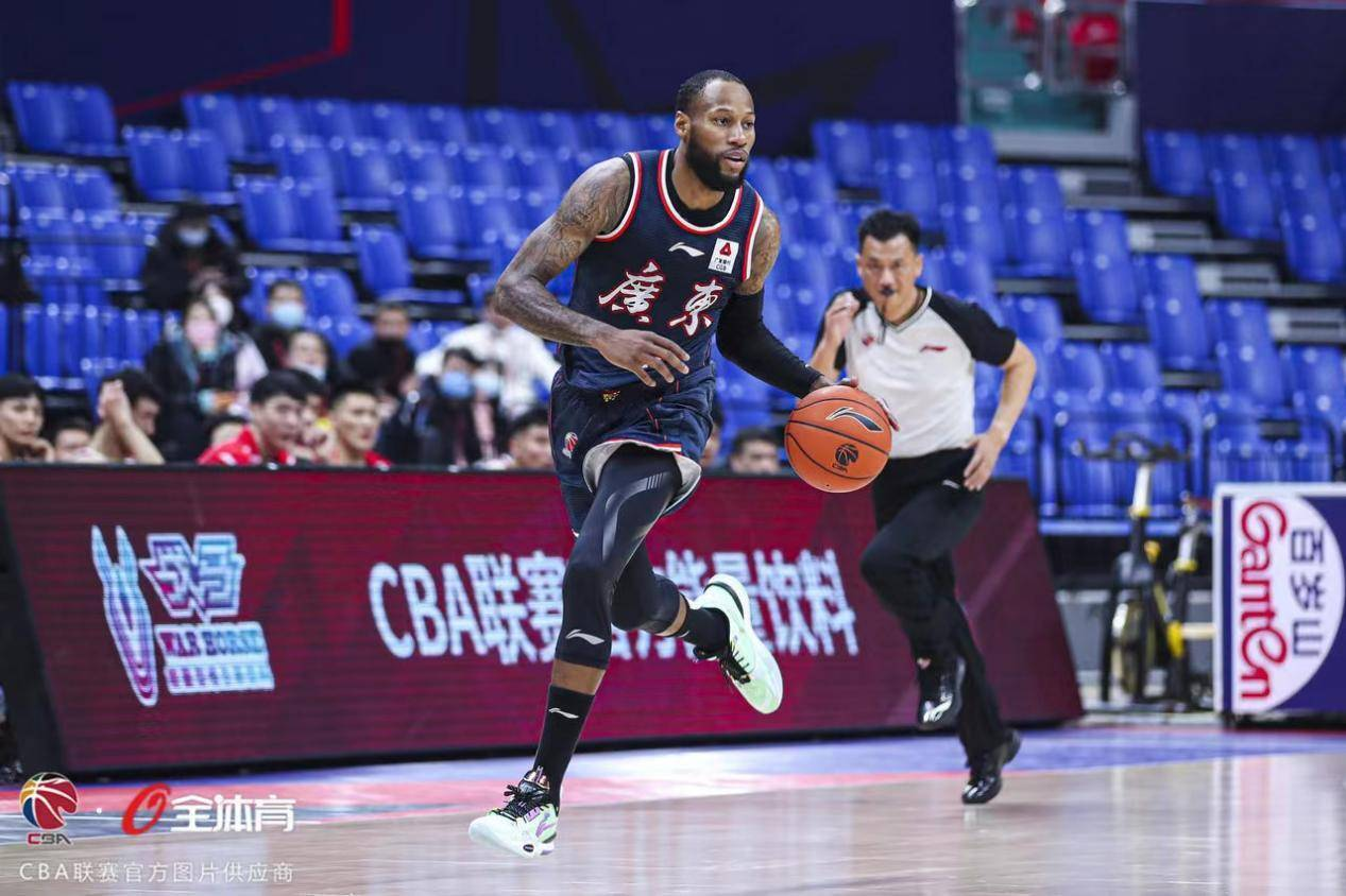 運(yùn)動(dòng)飲料排名中戰(zhàn)馬榜上有名，助力年輕人實(shí)現(xiàn)飲料自由