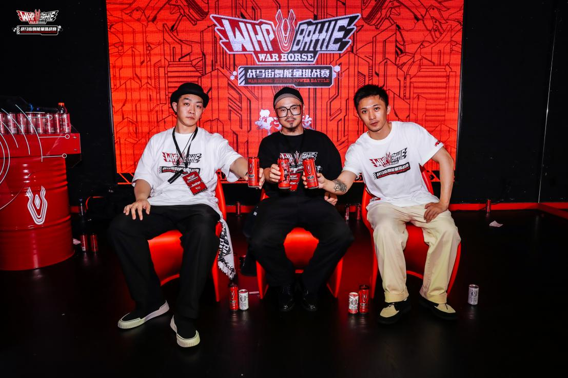 搶單“拼手速”就喝能量飲料，戰(zhàn)馬能量型維生素飲料助力能量MAX