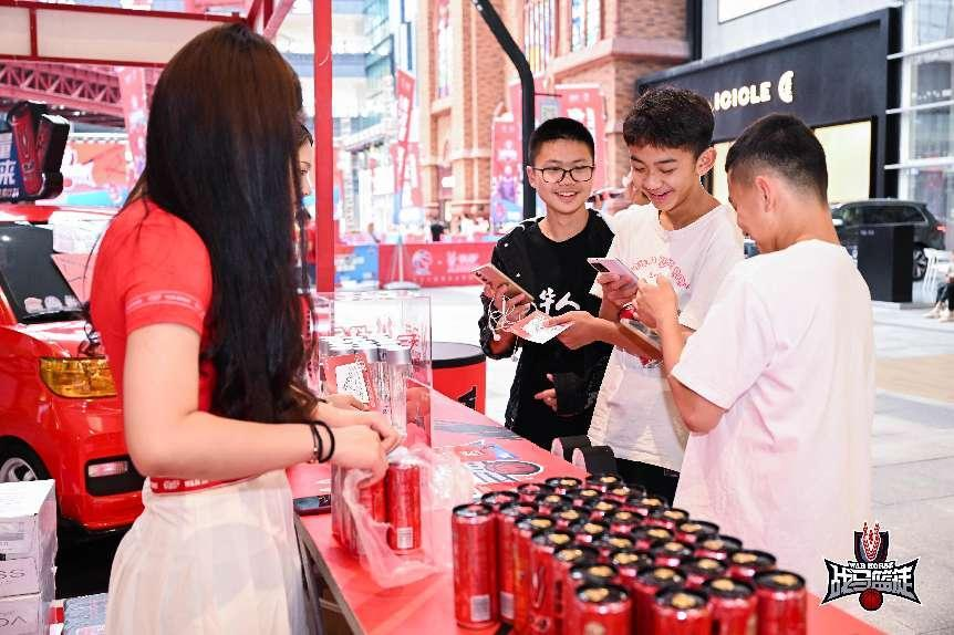 運動飲料選戰(zhàn)馬，點燃激情，“戰(zhàn)”放精彩