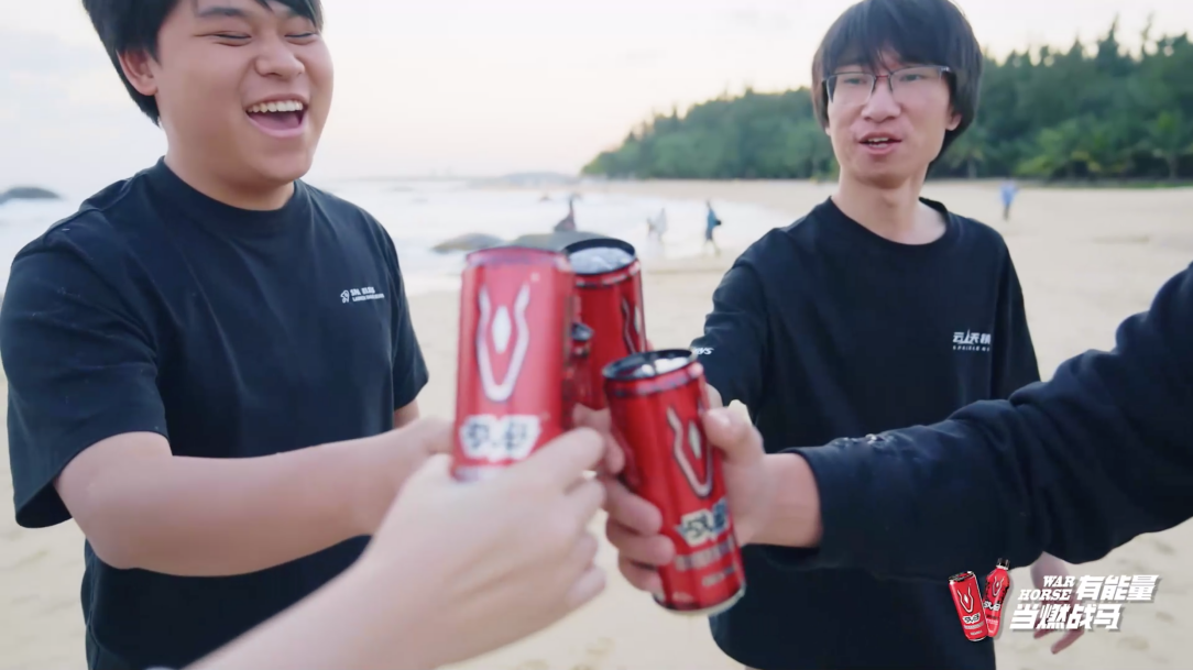 戰(zhàn)馬攜手敢玩青年十天挑戰(zhàn)踏遍神州四極