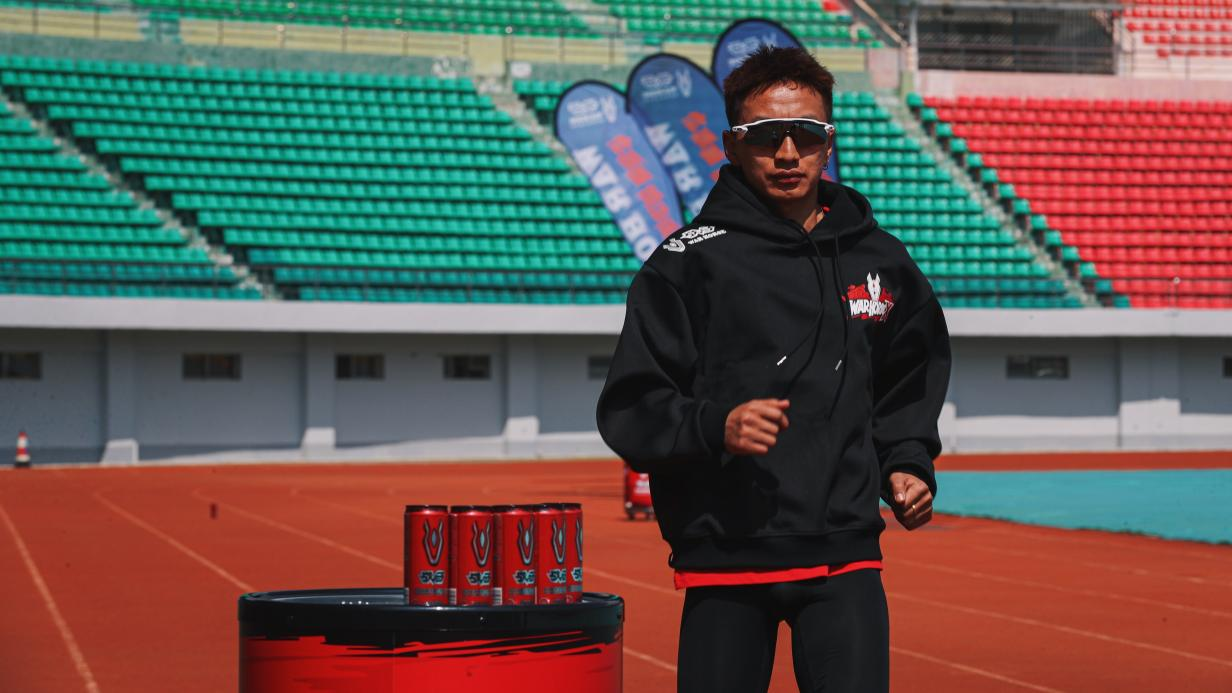 戰(zhàn)馬能量型維生素飲料，運動飲料燃動青春放飛自我