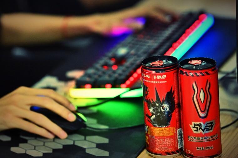 熬夜專屬神器，戰(zhàn)馬能量型維生素飲料名實相符