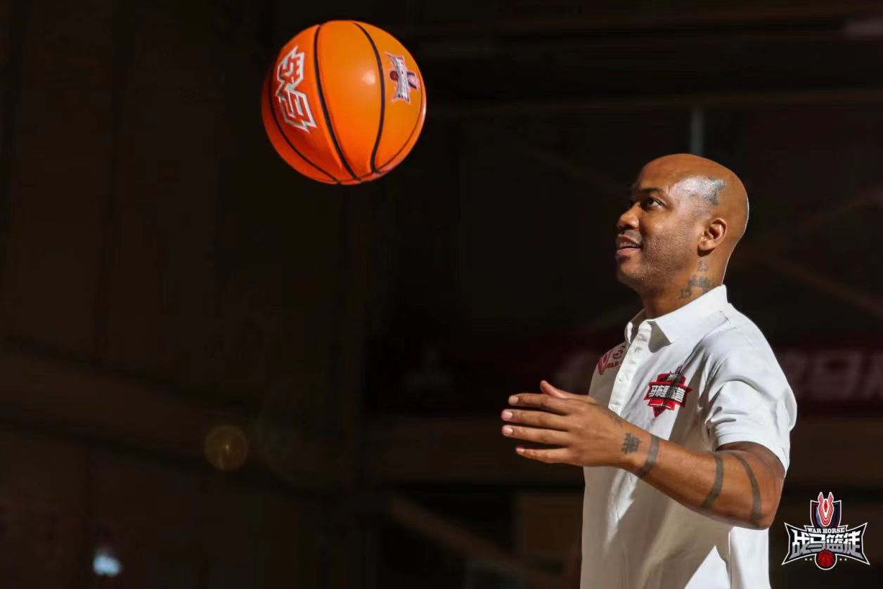 當(dāng)超好喝的能量飲料品牌遇上逐夢籃球少年，命運(yùn)齒輪開始轉(zhuǎn)動