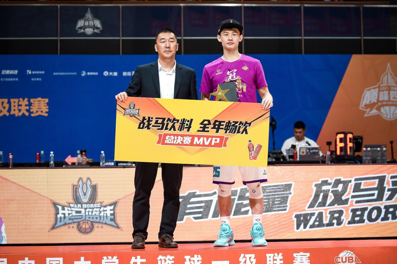 「戰(zhàn)馬籃徒」王嵐嵚亮相廈門，正式登陸CBA全明星周末