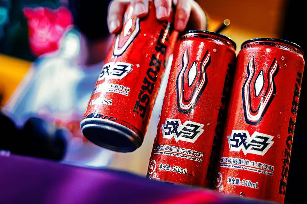 功能飲料必備這一罐，暢玩游戲解鎖更多超神時(shí)刻