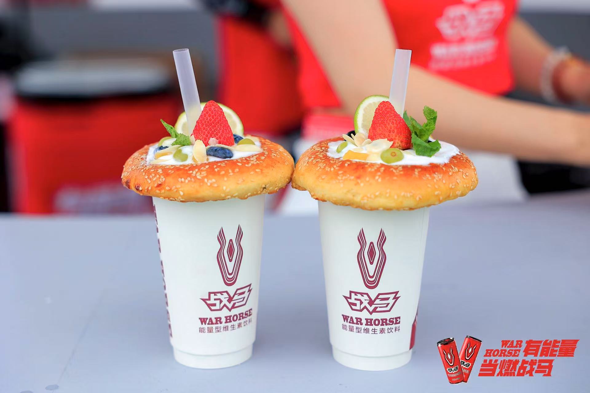 戰(zhàn)馬燃爆新疆8萬(wàn)樂(lè)迷超級(jí)草莓音樂(lè)節(jié)現(xiàn)場(chǎng)