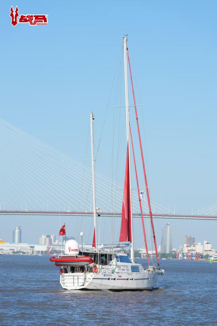 一馬當(dāng)先 能量前行 帆越南極2025翟墨環(huán)航南極洲正式啟航