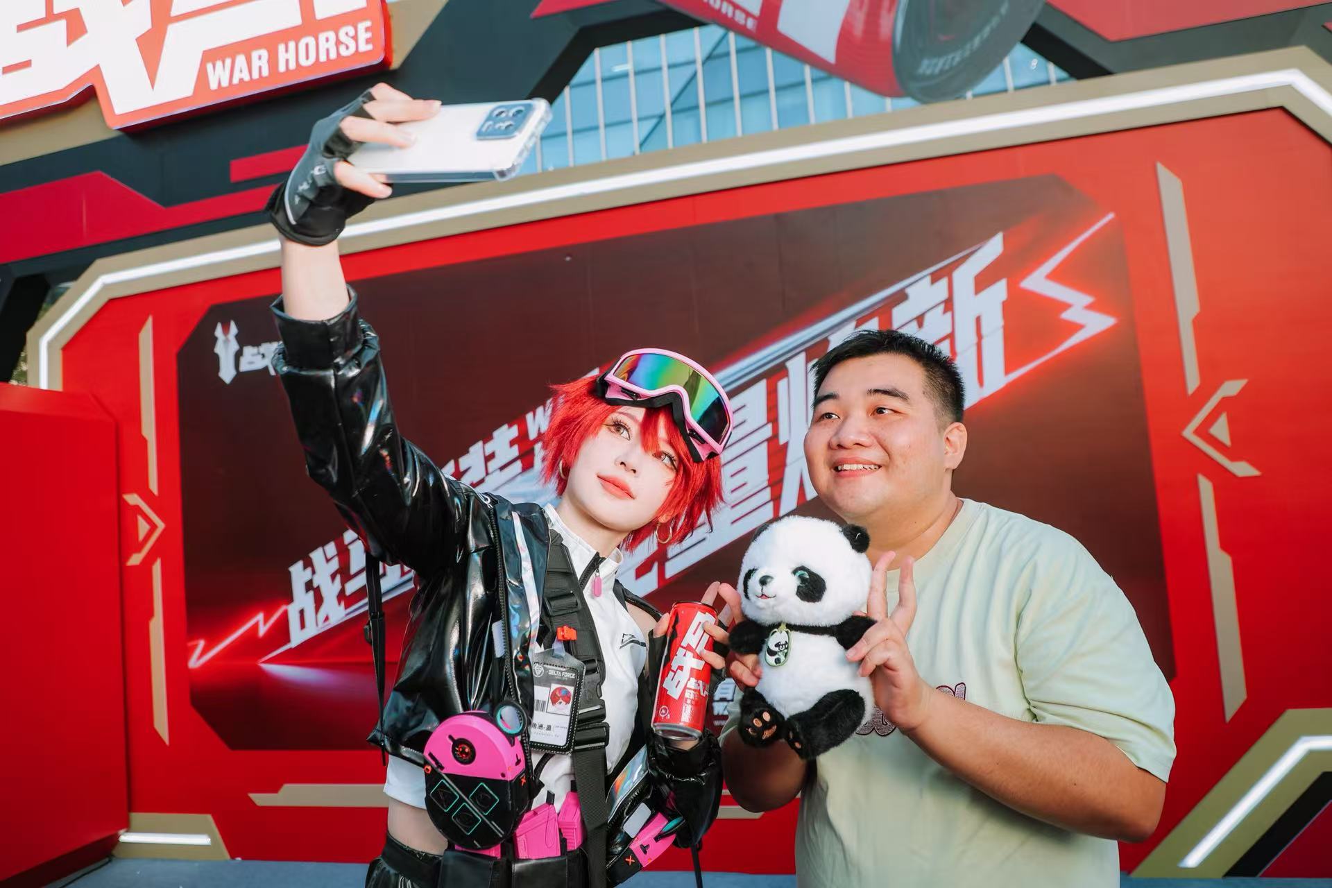 戰(zhàn)馬能量飲料新裝廣東震撼上市 聯(lián)動深圳東莞引爆青年消費(fèi)熱潮