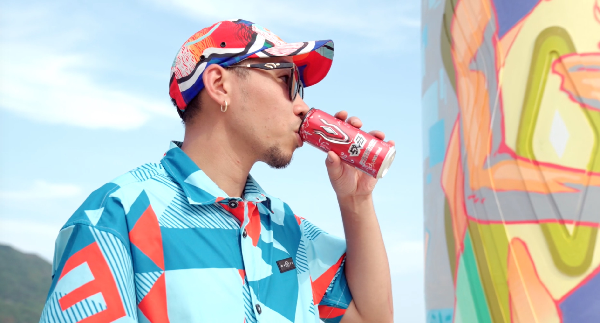 夏日海邊，來和敢玩一起快閃涂鴉！