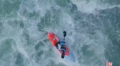 沖破險境迎面挑戰(zhàn)激流白浪